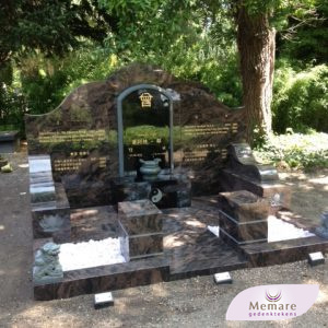 dubbel grafmonument