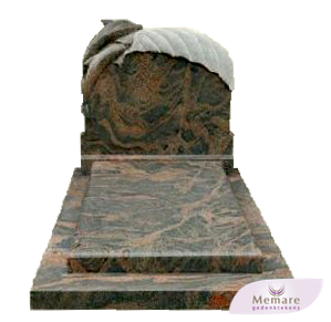monument met uitgehakte dolfijn