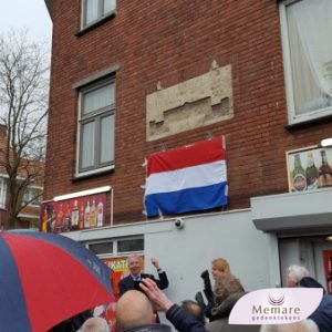 onthulling gevelsteen 2